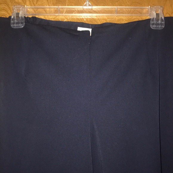 navy Women’s Smooth petite dress pants - Picture 4 of 7